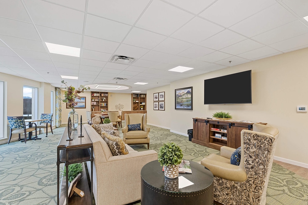 Common seating area at Baxter Senior Living in Anchorage, Alaska